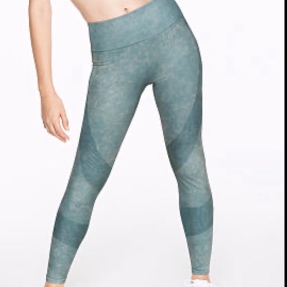 Pink Victoria’s Secret Seamless Workout Leggings Grey - Picture 10 of 10